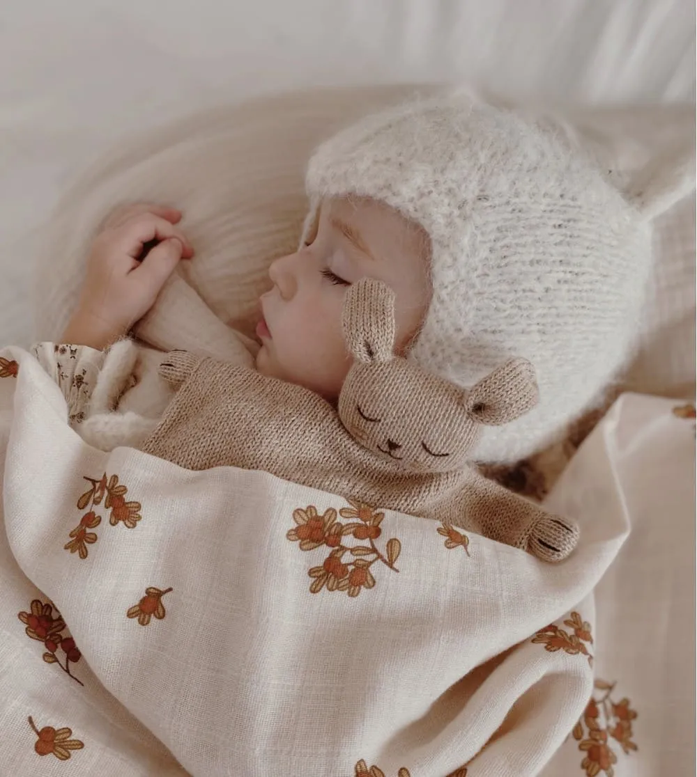 Doudou plat tricoté | Lapin – Main sauvage – Image 4