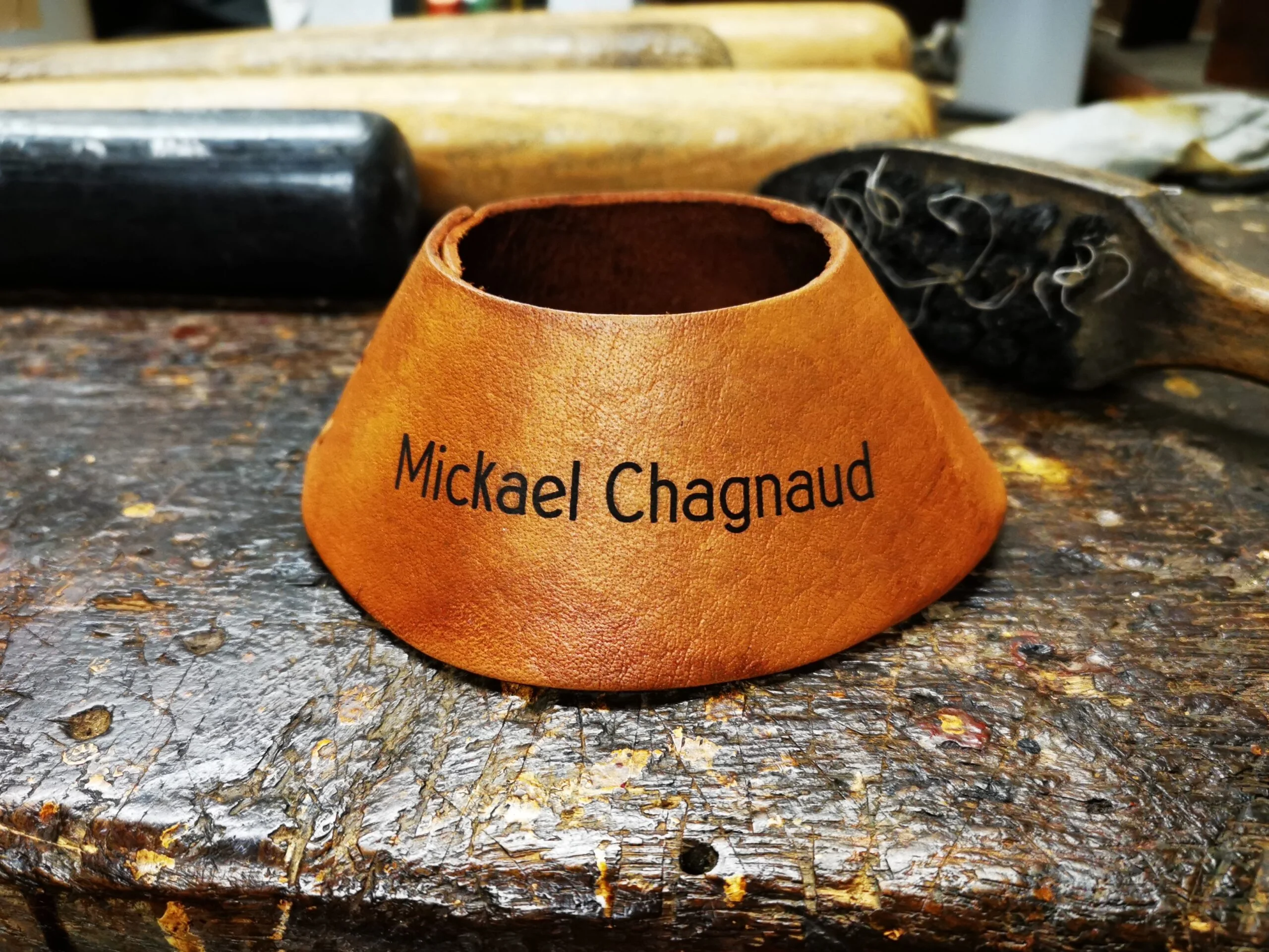 Support ballon en cuir (grande taille) – Image 8