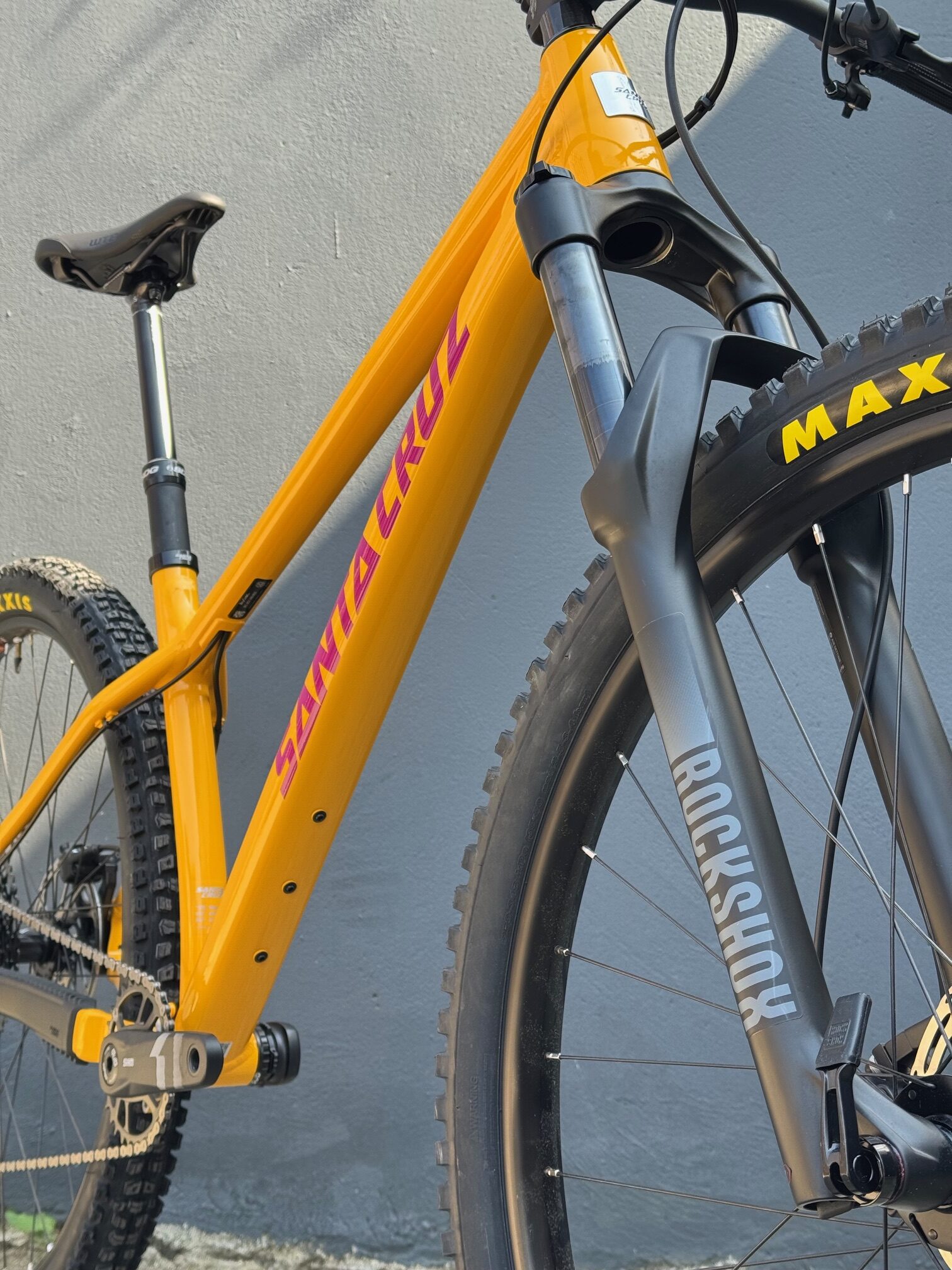 SANTA CRUZ Chameleon D 29″ – Golden Yellow – Image 4