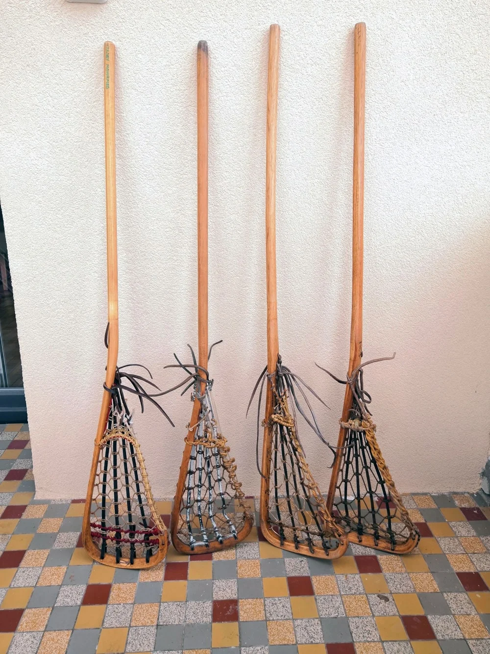 Ancienne crosse de Lacrosse vintage pour la décoration – Image 2