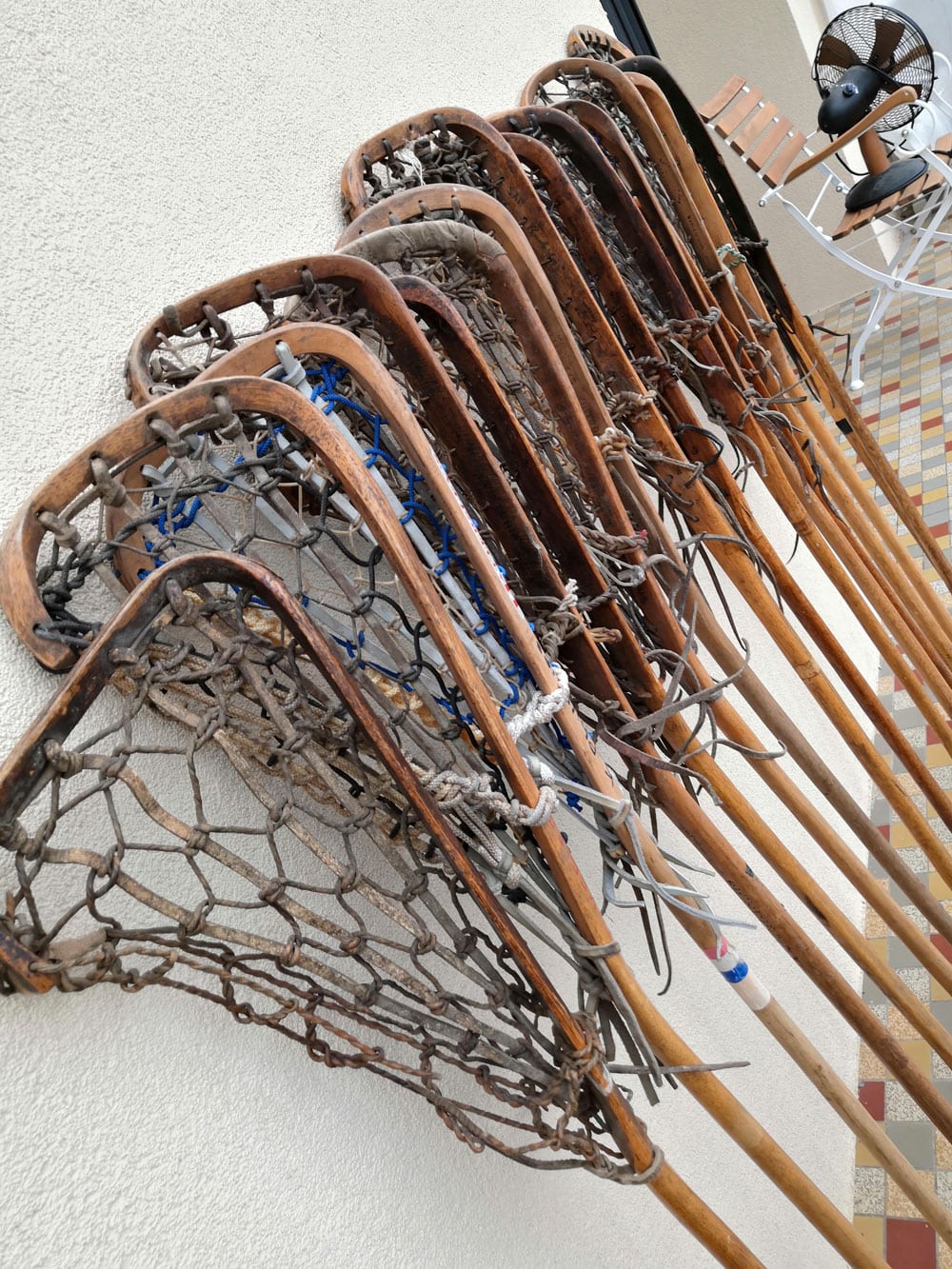 Ancienne crosse de Lacrosse vintage pour la décoration – Image 3