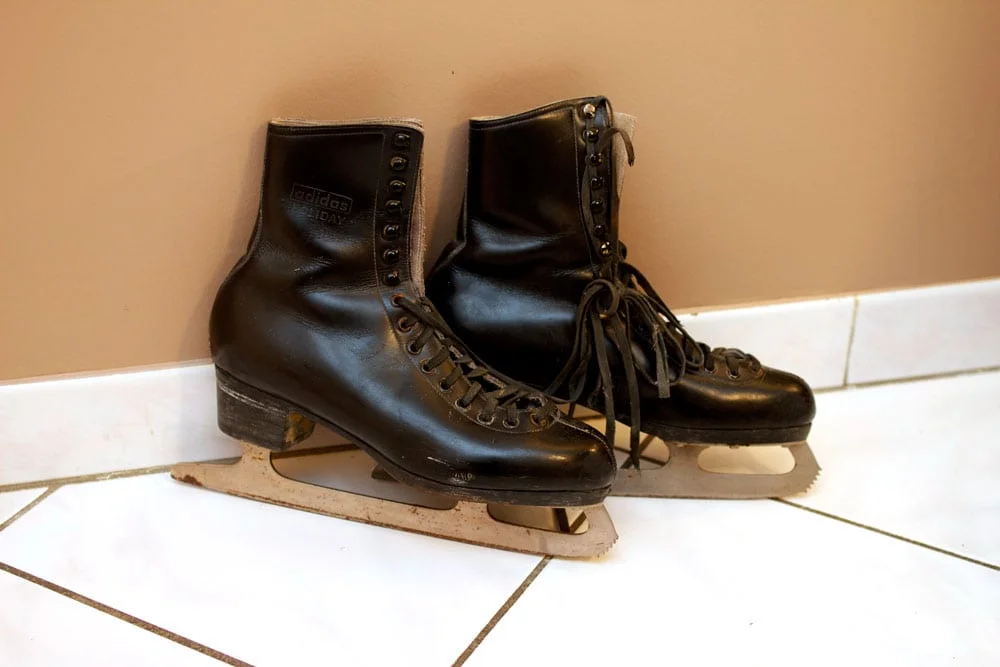 Anciens patins à glace en cuir (patinage artistique) – Image 8