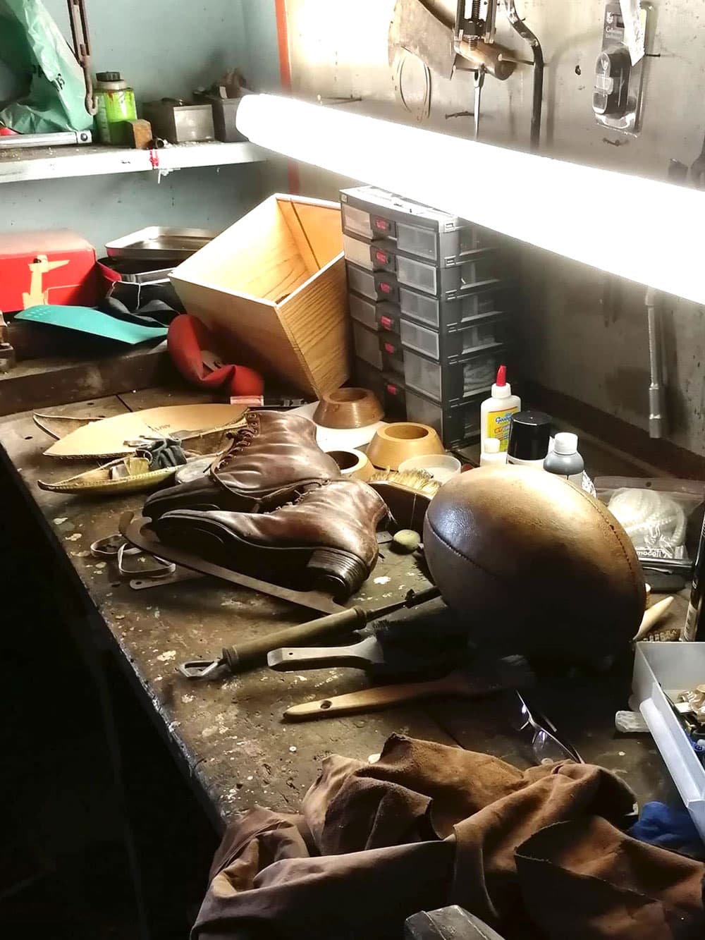 Anciens patins à glace en cuir (patinage artistique) – Image 3