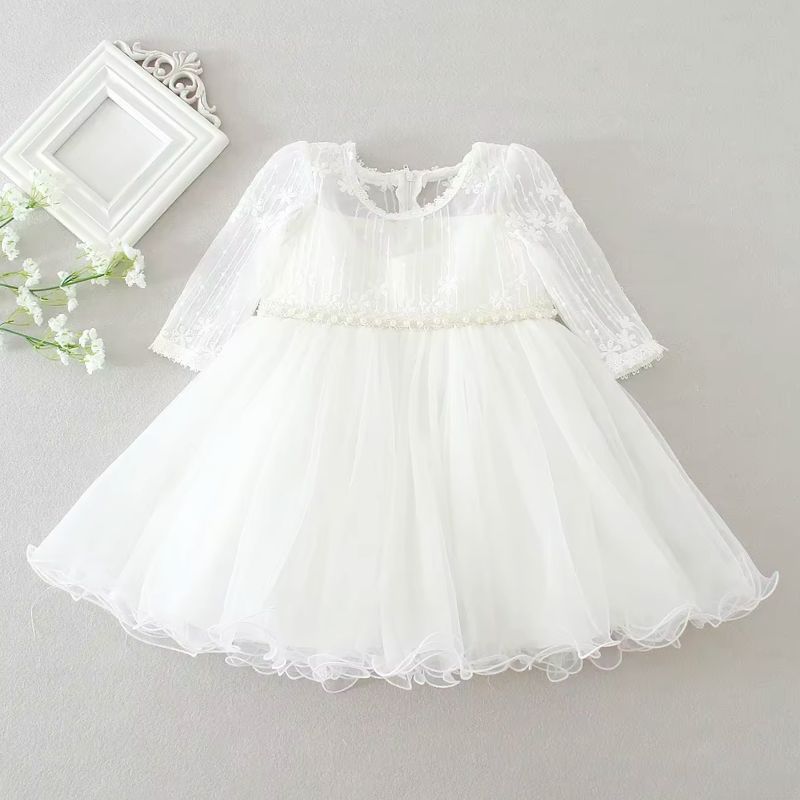 Robe Blanche De Cérémonie En Dentelle Avec Perles